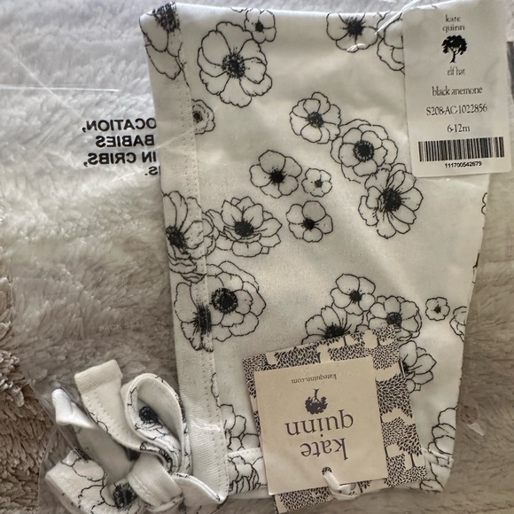 💙5/$25💙Kate Quinn Organic Cotton Elf Hat 6-12M NWT - Picture 2 of 2